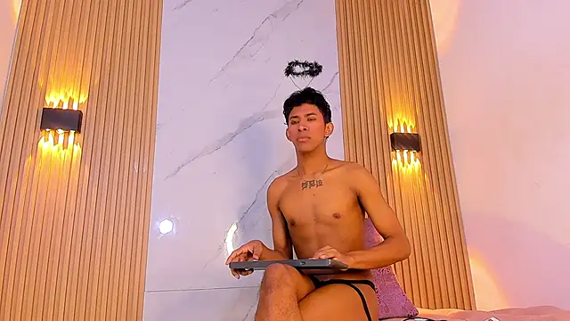 Ethan thouse online show from November 2025 07:14:01 PM