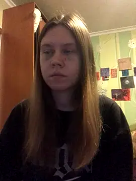 Snapshot of LunaVirelle chatting on October 2025 05:02:02 PM LunaVirelle online show from October 2025 05:02:02 PM