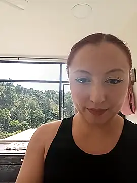 Scarlet Aura online show from December 2025 07:20:02 PM