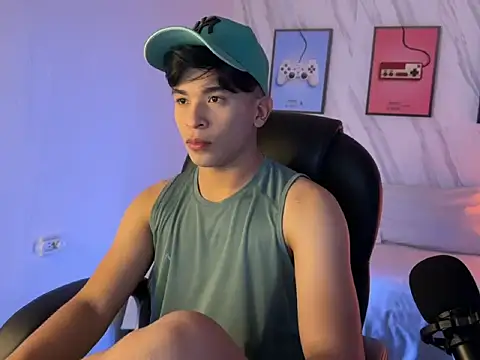 David Nova online show from November 2025 12:44:01 AM