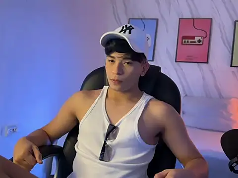 David Nova online show from November 2025 02:44:01 PM