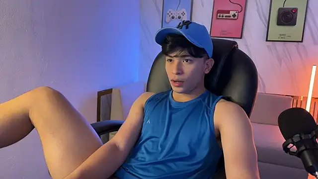 David Nova online show from November 2025 12:04:02 PM