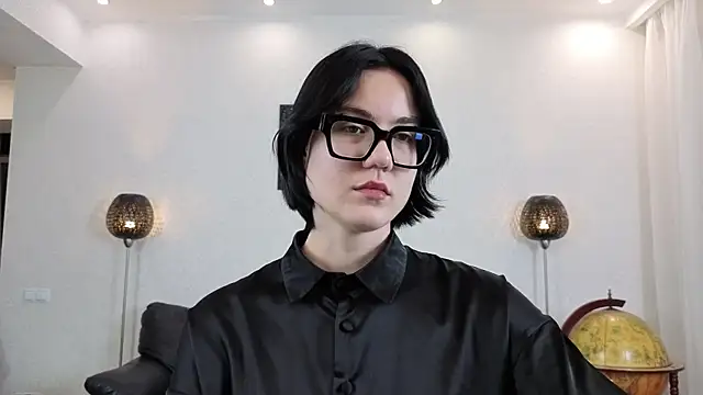 Marie Fitch online show from December 2025 11:35:02 PM