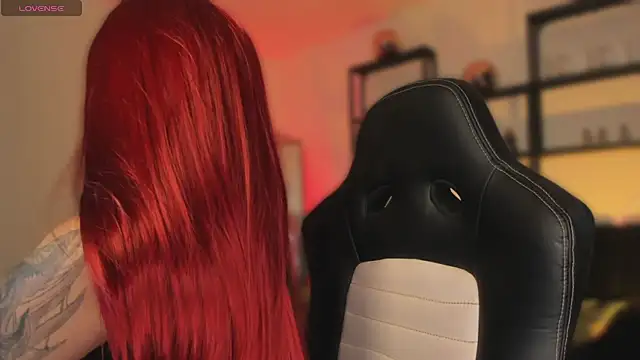 Snapshot of miiaa_stone chatting on April 2026 02:44:02 PM miiaa stone online show from April 2026 02:44:02 PM