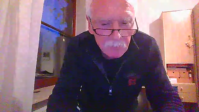 super-snoopy online show from December 2025 03:41:01 PM