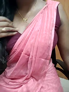 Snapshot of Tamilmallu-duskygirl03 chatting on July 2026 05:54:02 AM Tamilmallu-duskygirl03 online show from July 2026 05:54:02 AM