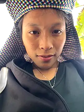 hi-hi-zz online show from November 2025 02:11:02 AM