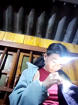 gio-thu online show from November 2025 11:31:02 AM