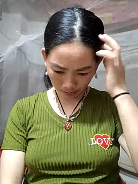 Snapshot of gio-thu chatting on April 2026 02:16:02 PM gio-thu online show from April 2026 02:16:02 PM