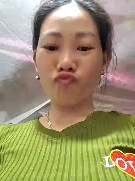 Snapshot of gio-thu chatting on May 2026 12:12:01 PM gio-thu online show from May 2026 12:12:01 PM