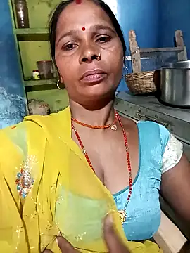 Snapshot of Rt_shreya chatting on October 2025 02:32:02 AM Rt shreya online show from October 2025 02:32:02 AM