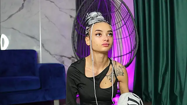 Snapshot of RachelRavee chatting on October 2025 05:11:02 AM RachelRavee online show from October 2025 05:11:02 AM