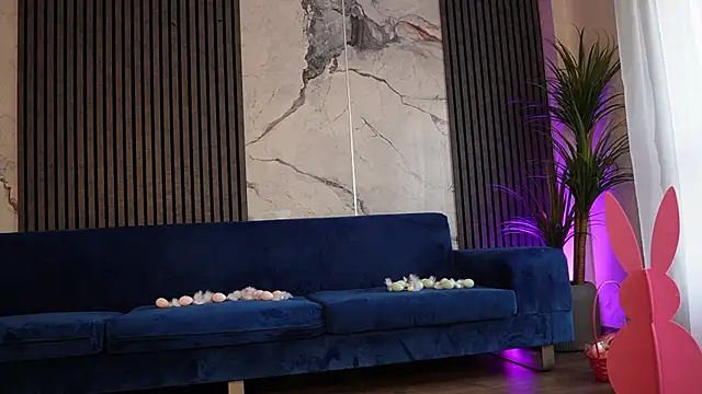 Snapshot of RachelRavee chatting on April 2026 04:21:01 AM RachelRavee online show from April 2026 04:21:01 AM