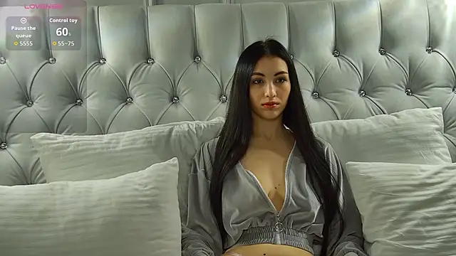 BettyLeen online show from November 2025 04:24:02 AM