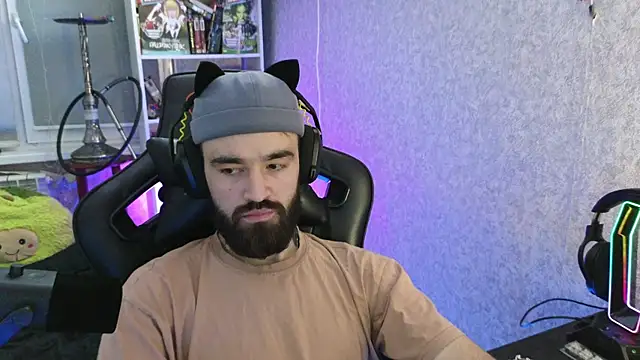 Nik Namee online show from November 2025 02:02:02 AM