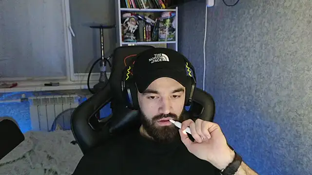 Nik Namee online show from November 2025 07:17:01 PM