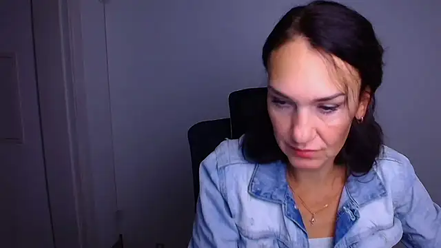 Snapshot of Rosie_Rosee chatting on December 2025 12:13:02 PM Rosie Rosee online show from December 2025 12:13:02 PM