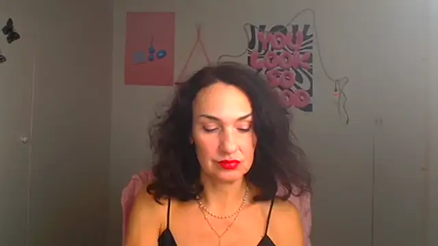 Snapshot of Rosie_Rosee chatting on March 2026 06:18:02 PM Rosie Rosee online show from March 2026 06:18:02 PM