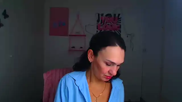 Snapshot of Rosie_Rosee chatting on March 2026 11:33:02 AM Rosie Rosee online show from March 2026 11:33:02 AM