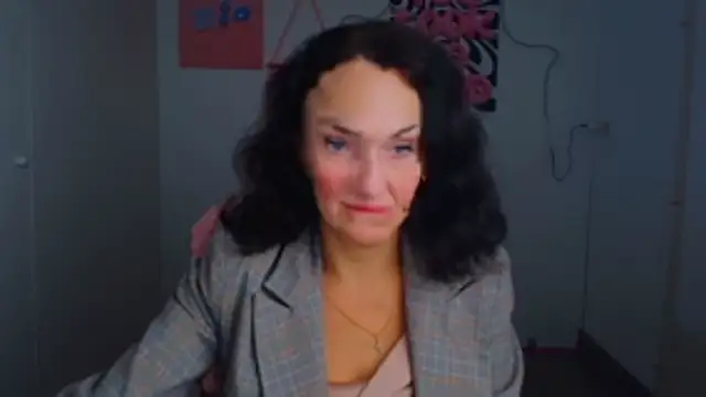 Snapshot of Rosie_Rosee chatting on April 2026 11:21:01 AM Rosie Rosee online show from April 2026 11:21:01 AM