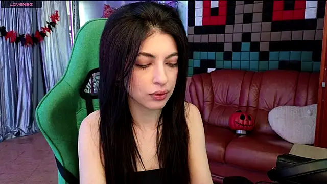 Snapshot of SinWolf_ chatting on October 2025 10:05:02 AM SinWolf  online show from October 2025 10:05:02 AM