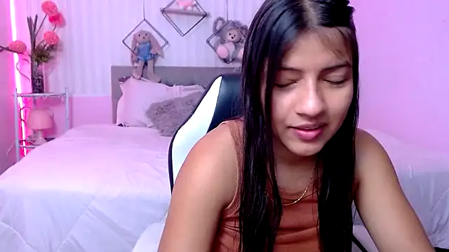 zara cute online show from March 2026 12:16:02 PM