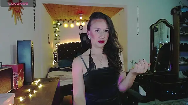 indigo wild  online show from October 2025 01:18:01 AM