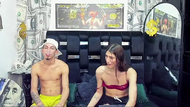 Snapshot of Pride_couple chatting on November 2025 11:21:02 PM Pride couple online show from November 2025 11:21:02 PM