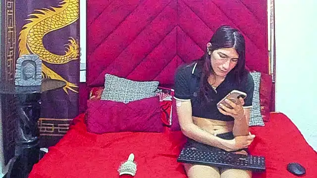 Pride couple online show from January 2026 11:18:02 PM