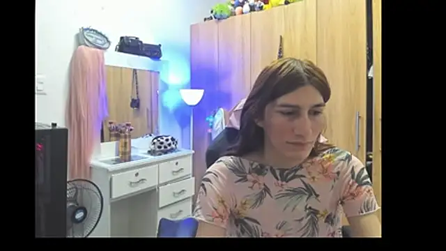 Pride couple online show from July 2026 08:00:02 PM