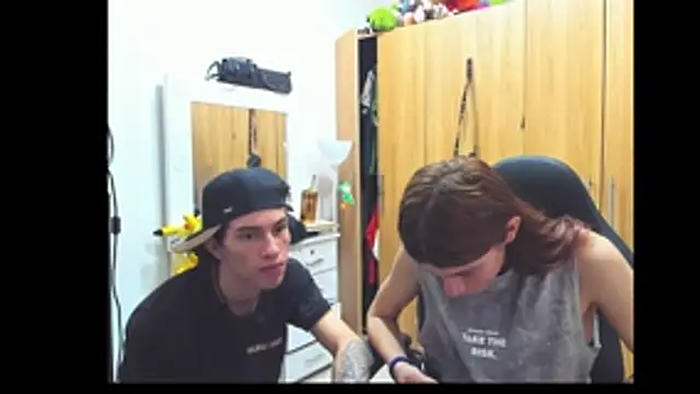 Pride couple online show from July 2026 11:22:01 PM