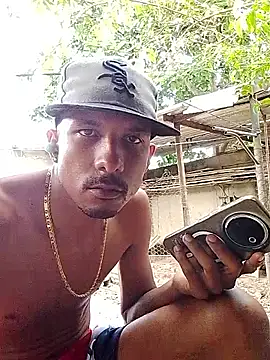 blackhot30 online show from December 2025 08:05:01 PM