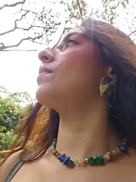 Snapshot of Meganthomson chatting on April 2026 03:07:02 PM Meganthomson online show from April 2026 03:07:02 PM