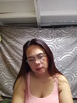 Snapshot of erma_joy chatting on June 2026 02:19:02 PM erma joy online show from June 2026 02:19:02 PM