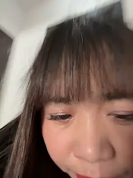 weiww1995 online show from December 2025 02:17:01 AM