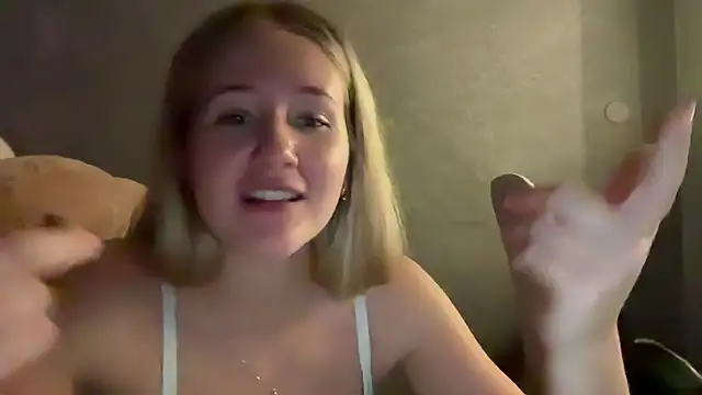 Snapshot of itssosierra chatting on July 2026 03:23:01 AM itssosierra online show from July 2026 03:23:01 AM