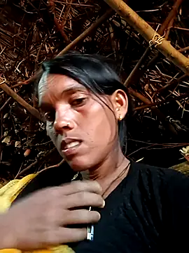 Cutsedi3 online show from November 2025 09:53:02 AM