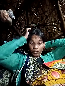 Cutsedi3 online show from November 2025 09:26:02 PM