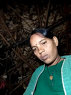 Cutsedi3 online show from December 2025 10:48:02 PM