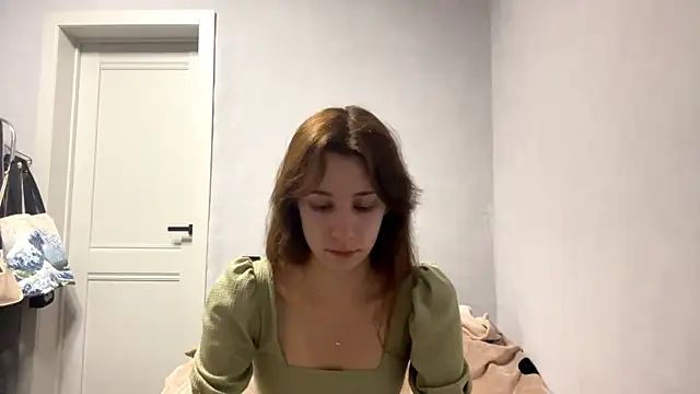 Snapshot of WildPeachh chatting on November 2025 06:08:02 PM WildPeachh online show from November 2025 06:08:02 PM