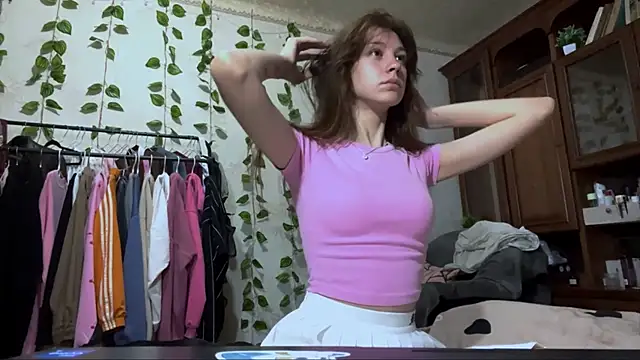 Snapshot of WildPeachh chatting on November 2025 07:38:01 PM WildPeachh online show from November 2025 07:38:01 PM