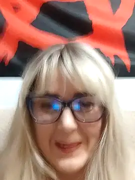 Snapshot of Amelialove42 chatting on November 2025 07:47:02 PM Amelialove42 online show from November 2025 07:47:02 PM