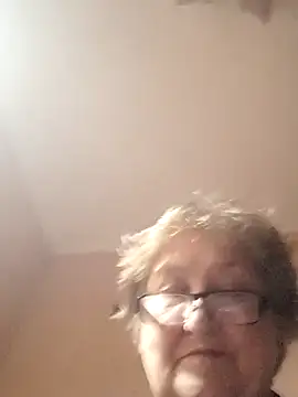 Katherine735 online show from November 2025 04:40:02 PM