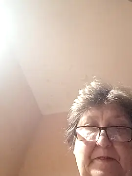 Katherine735 online show from November 2025 07:21:01 PM