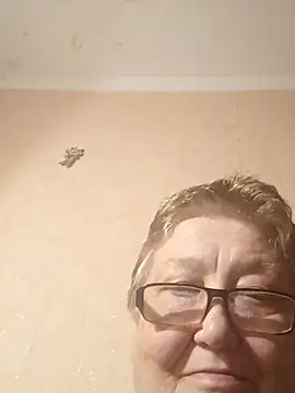 Snapshot of Katherine735 chatting on March 2026 10:28:01 PM Katherine735 online show from March 2026 10:28:01 PM