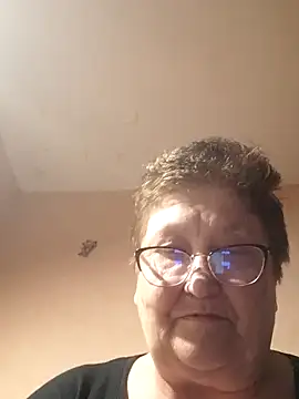 Snapshot of Katherine735 chatting on March 2026 09:16:02 PM Katherine735 online show from March 2026 09:16:02 PM