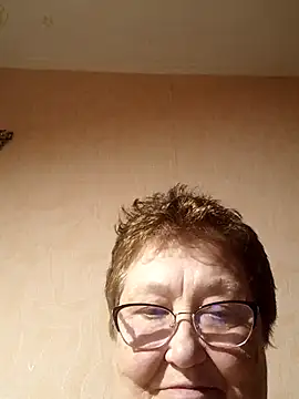 Snapshot of Katherine735 chatting on April 2026 08:17:01 PM Katherine735 online show from April 2026 08:17:01 PM