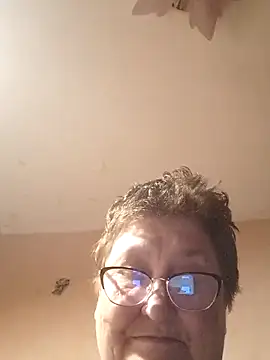 Snapshot of Katherine735 chatting on April 2026 07:26:02 PM Katherine735 online show from April 2026 07:26:02 PM