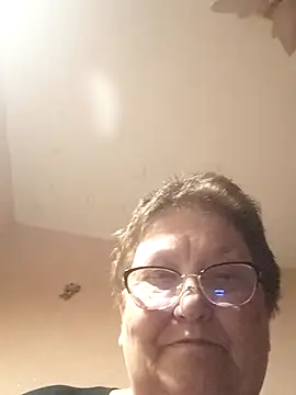 Snapshot of Katherine735 chatting on April 2026 08:53:01 PM Katherine735 online show from April 2026 08:53:01 PM