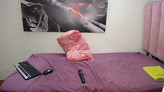 Kelly-001 online show from February 2026 08:58:01 PM